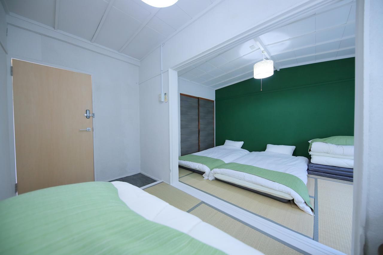 Raku Hostel Osaka Exteriör bild