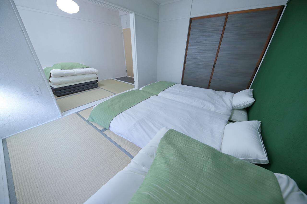 Raku Hostel Osaka Exteriör bild