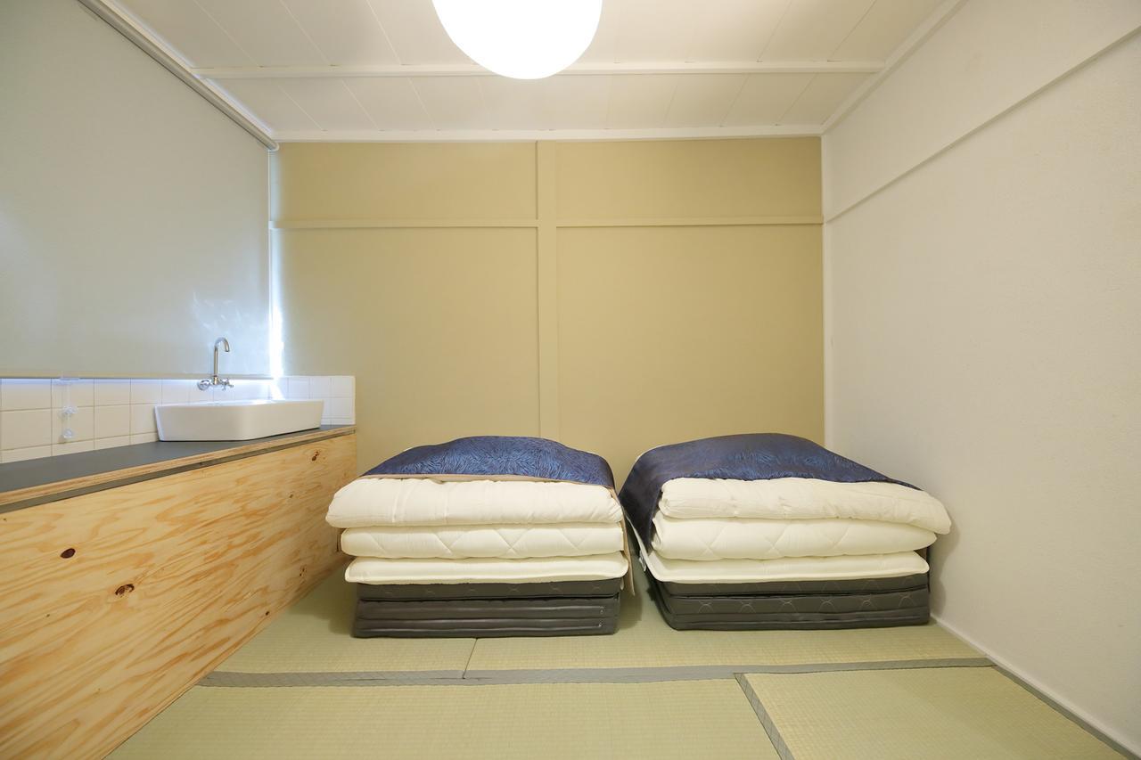 Raku Hostel Osaka Exteriör bild