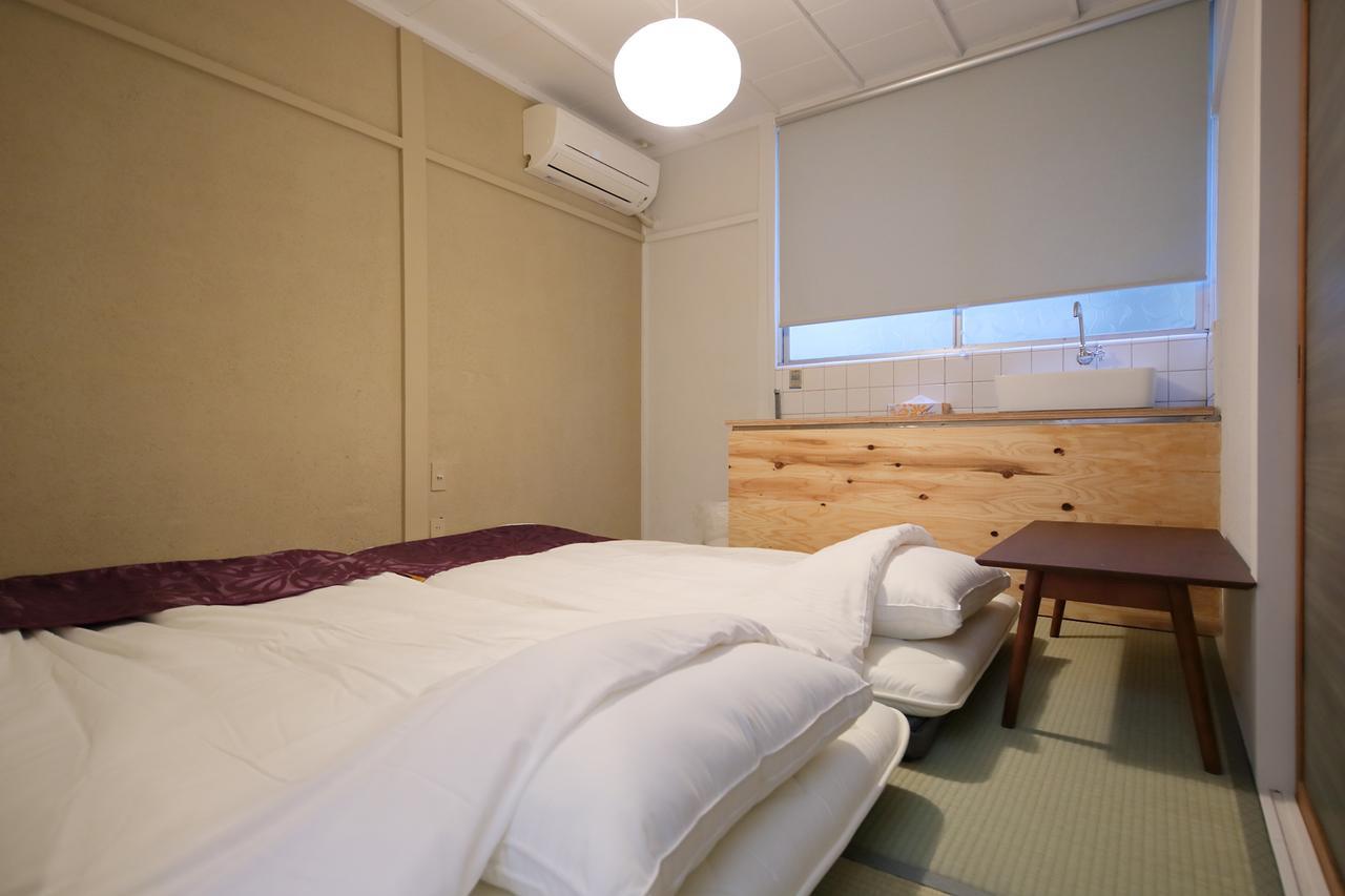 Raku Hostel Osaka Exteriör bild