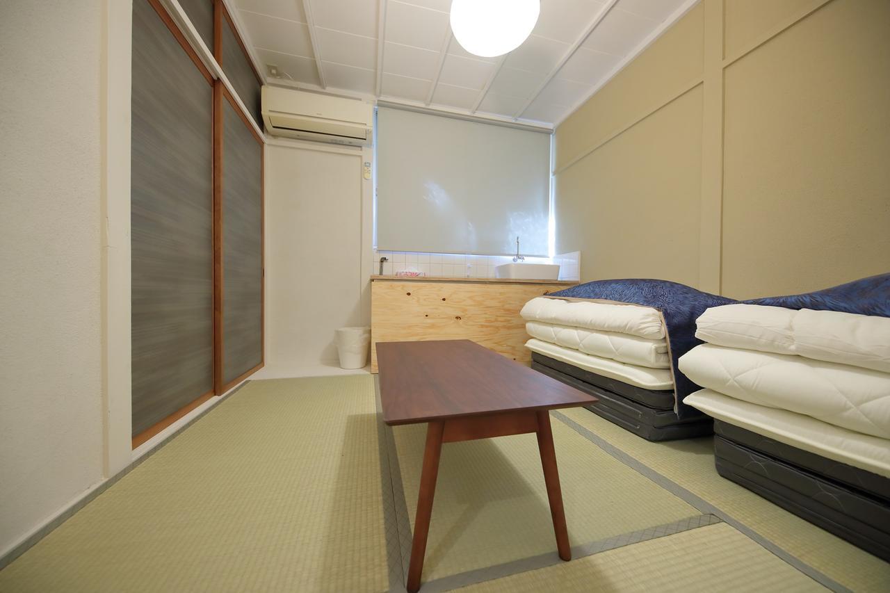 Raku Hostel Osaka Exteriör bild