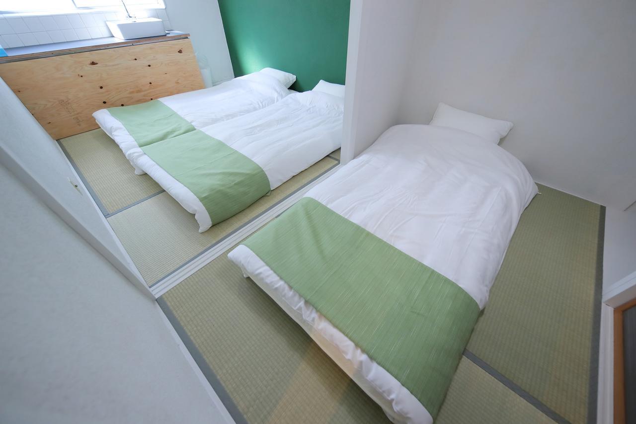 Raku Hostel Osaka Exteriör bild