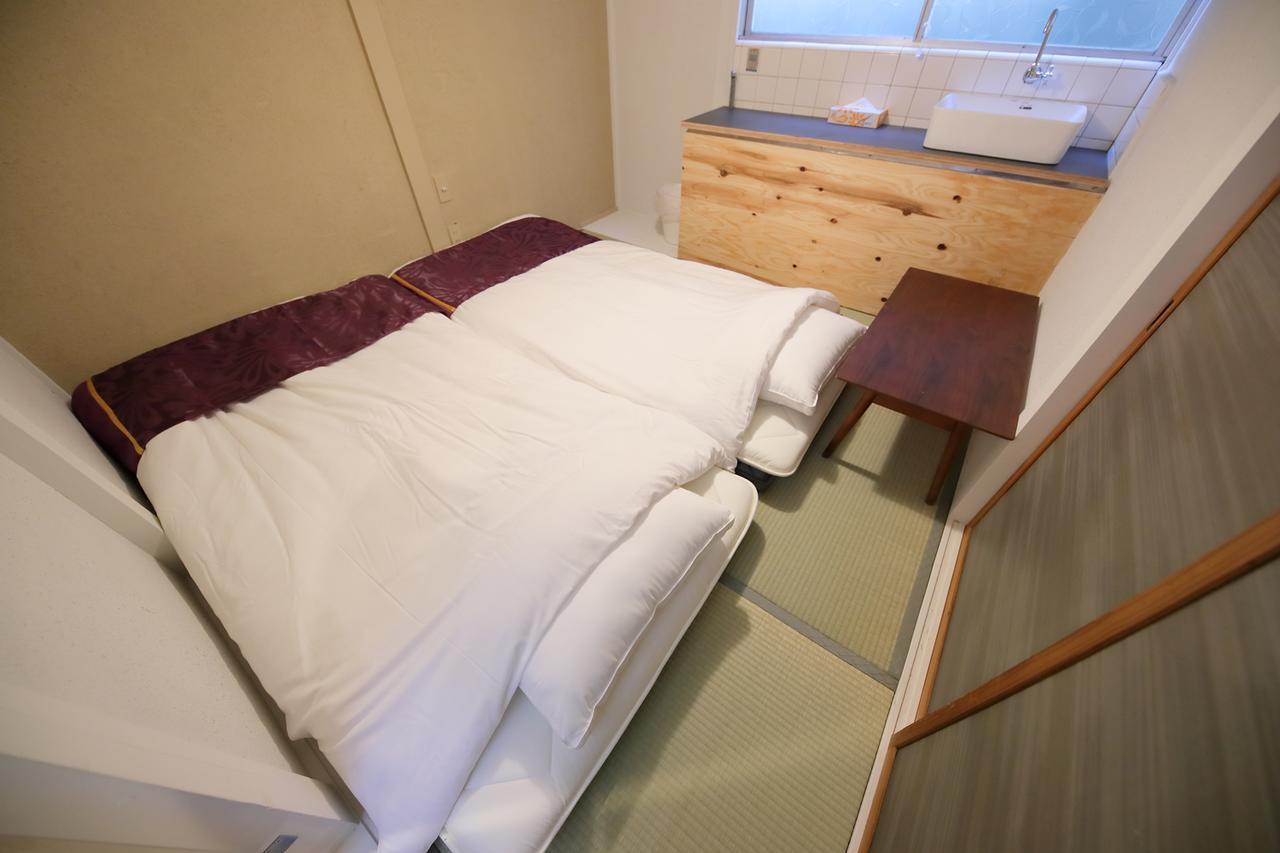 Raku Hostel Osaka Exteriör bild