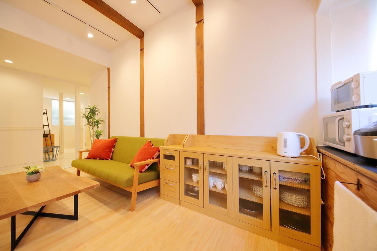 Raku Hostel Osaka Exteriör bild